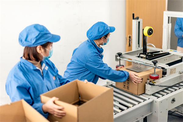 推行精益生產(chǎn)，實(shí)現(xiàn)生產(chǎn)過程的精細(xì)化、標(biāo)準(zhǔn)化管理