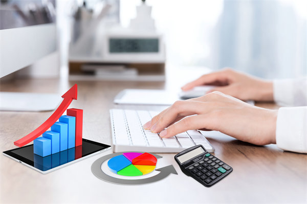 行業(yè)變革下，薪酬調(diào)整策略如何緊跟市場步伐？