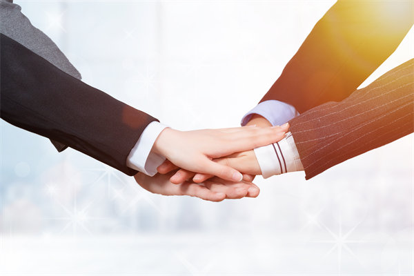 長期激勵與短期薪酬如何平衡，吸引并留住關鍵人才？