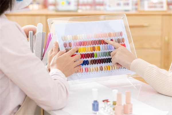 營(yíng)銷(xiāo)管理：客戶忠誠(chéng)度低？揭秘有效客戶維護(hù)策略！