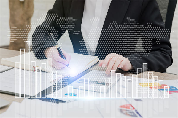 在數(shù)字化轉(zhuǎn)型背景下，績(jī)效管理體系如何創(chuàng)新與升級(jí)？