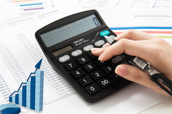 如何通過預算管理，加強企業的風險預警與防范能力？