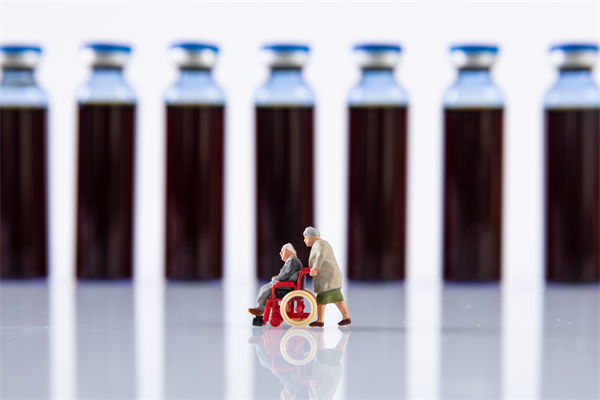 為啥有些老人沉迷購買保健品？對品牌營銷有何啟示？