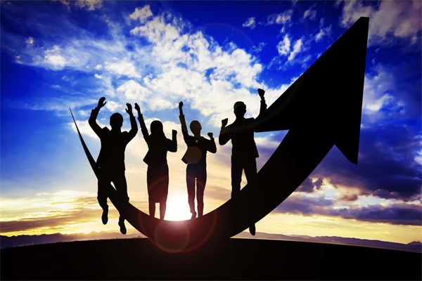 組織架構(gòu)混亂，效率極低，怎么規(guī)劃才能讓企業(yè)重?zé)ㄉ鷻C？