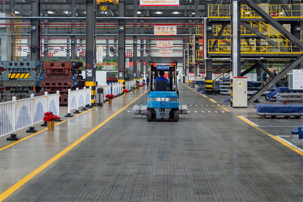 車間布局混亂不堪，精益生產巧妙規劃讓效率直線飆升