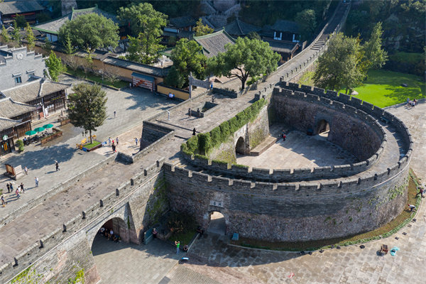 臺州精益生產(chǎn)咨詢公司怎樣幫企業(yè)降低生產(chǎn)成本、提升效益？