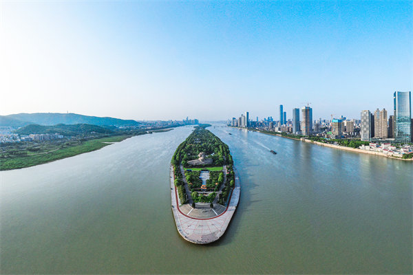 長沙戰略咨詢公司如何幫傳統企業突破發展瓶頸實現轉型？