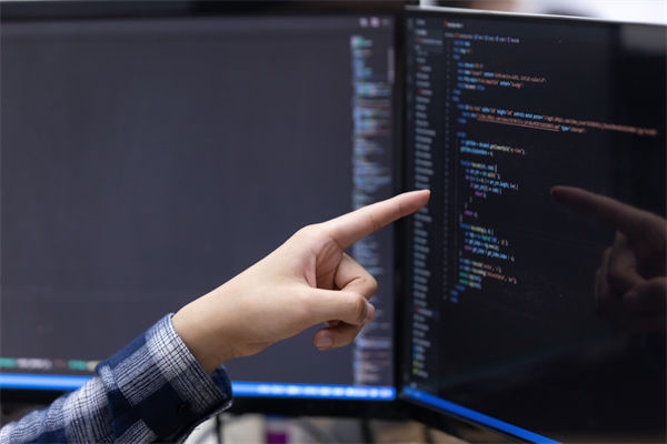 數(shù)據(jù)泛濫成災(zāi)難利用？企業(yè)數(shù)字化轉(zhuǎn)型如何打通任督二脈？